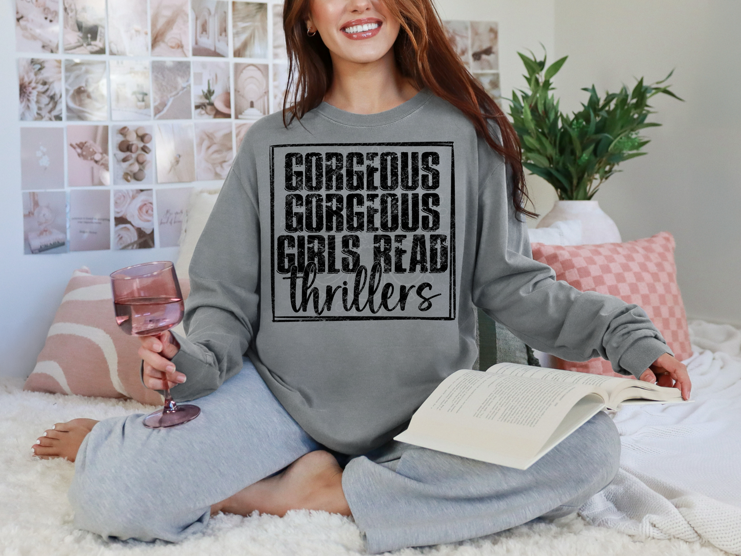 GORGEOUS GIRLS READ THRILLERS PNG DESIGN