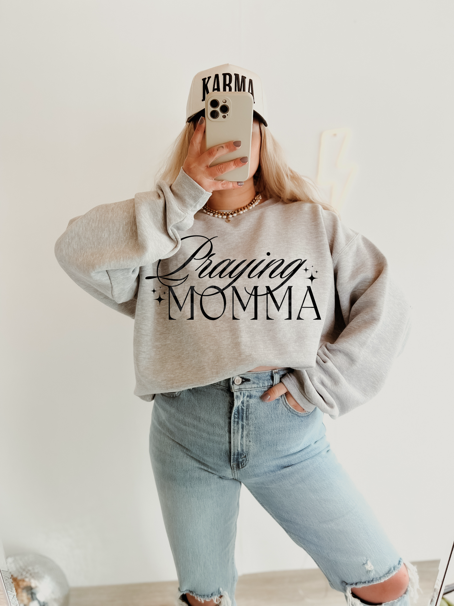 Praying Momma PNG Design *NO LICENSING REQUIRED*