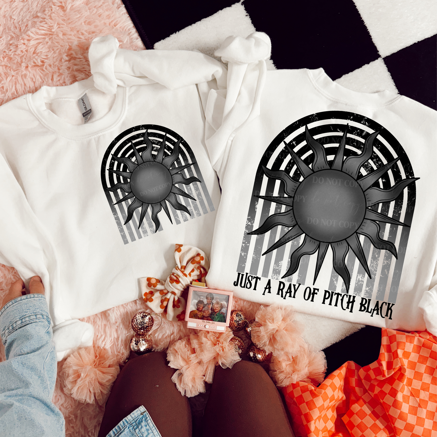 RAY OF PITCH BLACK DIGITAL DESIGN