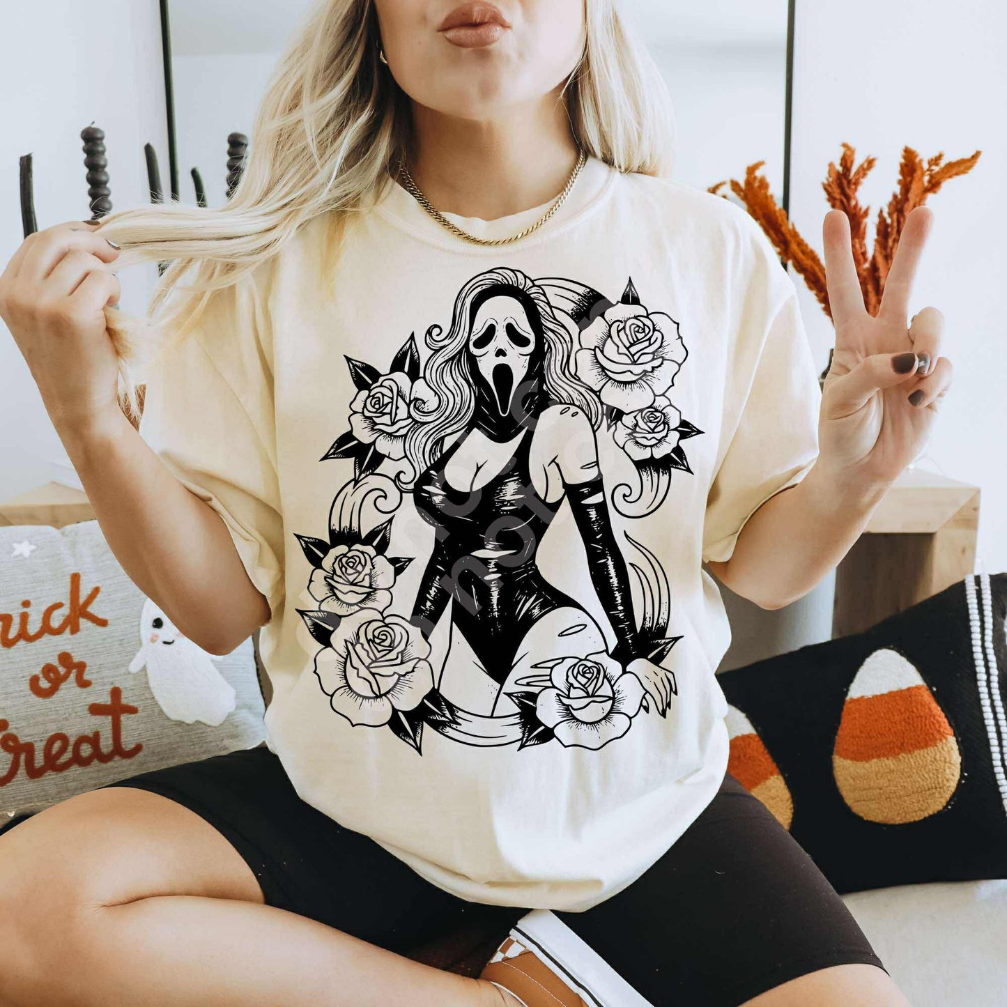 Pinup Ghost *NO LICENSING REQUIRED*