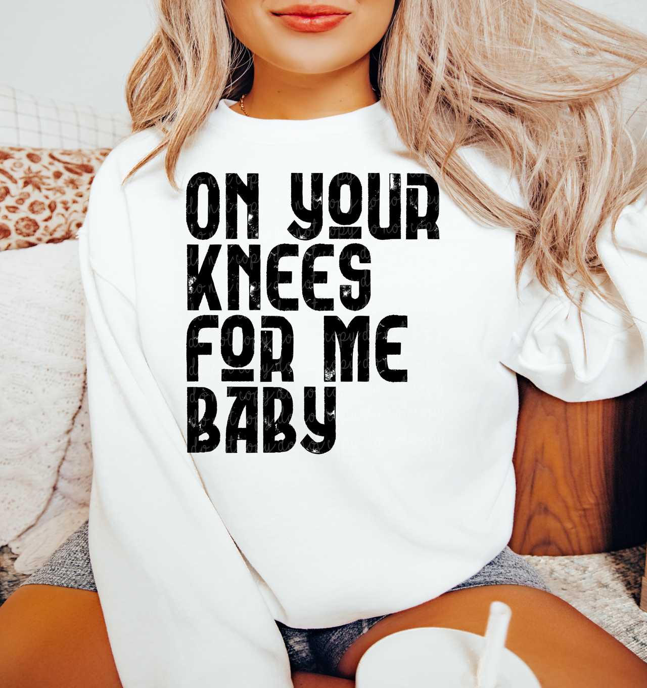 ON YOUR KNEES PNG DESIGN