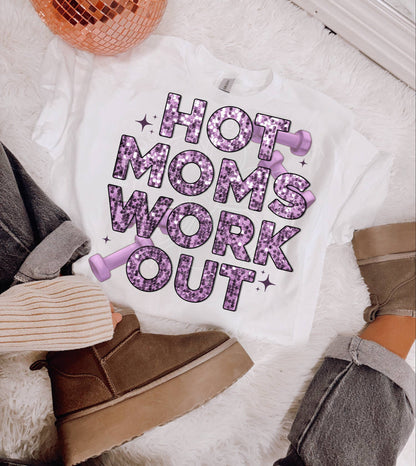 HOT MOMS WORK OUT  DIGITAL DESIGN