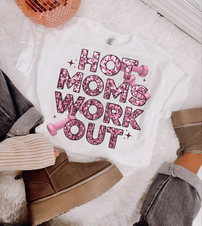 HOT MOMS WORK OUT  DIGITAL DESIGN