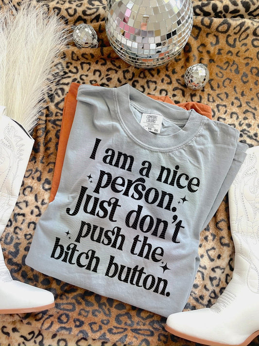 Bitch Button PNG Design *NO LICENSING REQUIRED*