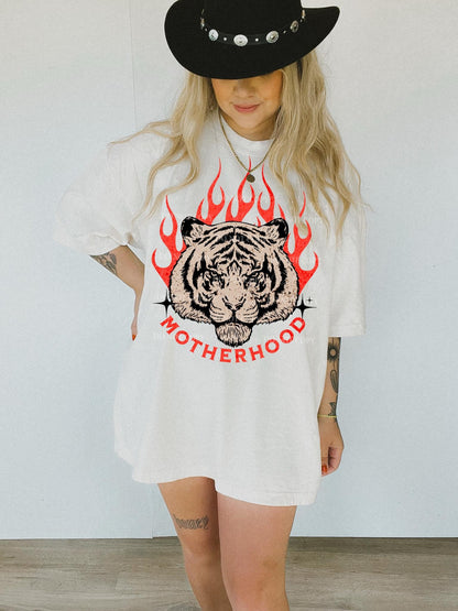 TIGER MOTHERHOOD  DIGITAL DESIGN